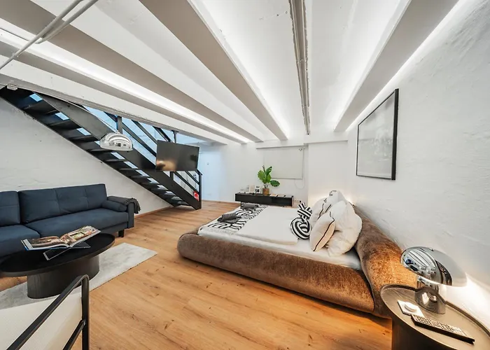 Design Loft Im Souterrain In Lage Διαμέρισμα *