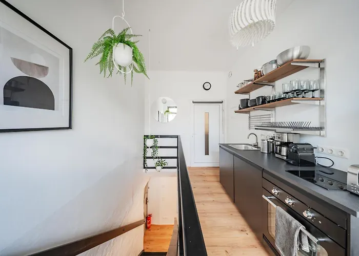 Design Loft Im Souterrain In Lage Διαμέρισμα *